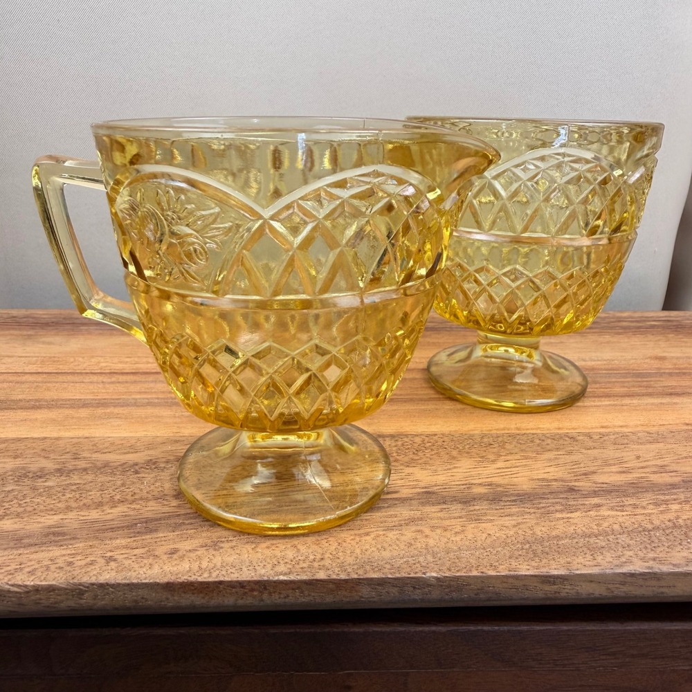 Federal Glass Rosemary Mayfair Yellow Depression Glass Creamer and Sugar Set